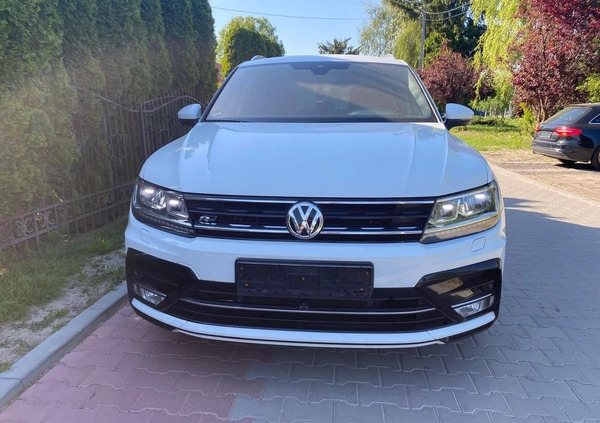 Volkswagen Tiguan cena 85900 przebieg: 158000, rok produkcji 2016 z Gdańsk małe 191